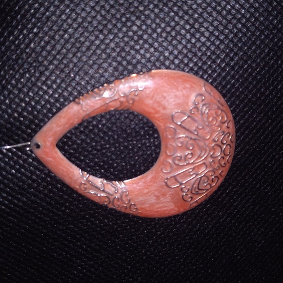 Vintage Coral Enamel with Filigree Detailing Earrings☆GLOWS UNDER black light☆ - Picture 3 of 12